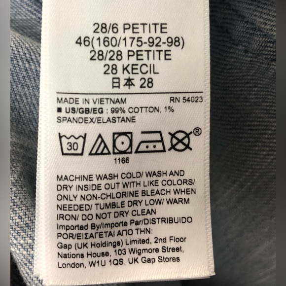 GAP Petite “Girlfriend Mid Rise” Light Blue Jeans - Picture 13 of 13